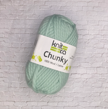 Load image into Gallery viewer, Super Chunky Scarf - Beginner Friendly!