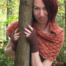 Load image into Gallery viewer, Kelsi modelling brown fingerless gloves and Maple Leaf Wrap