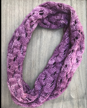 Load image into Gallery viewer, Easy Breezy Scarf Pattern