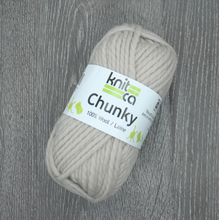 Load image into Gallery viewer, Super Chunky Hat - Beginner Friendly!