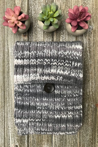 Knitting kit for ipad / tablet with matching earbud pouch